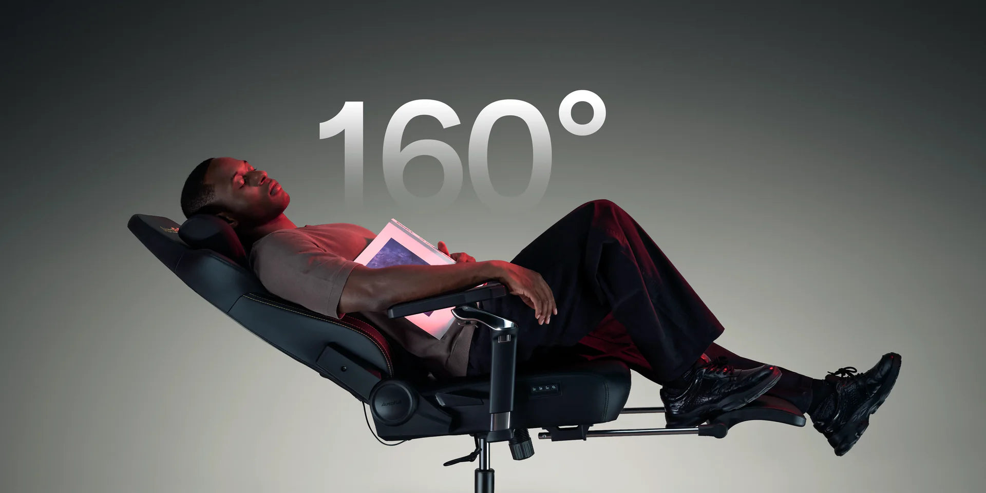 90°–160° Recline for Total Comfort